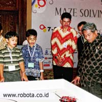 Lomba Robot