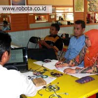 Pelatihan Guru Robotik